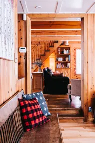 Cottage chic lumberjack - Image 4