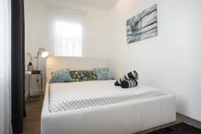 OCEAN DR. EXCLUSIVE, LOVELY,GREAT BEACH FRONT APT. - Image 3