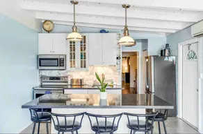 Coral House: Your Perfect Get-Away! - Image 3