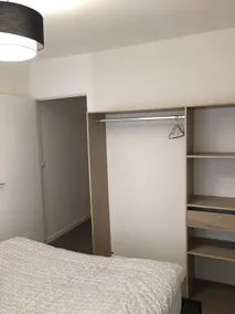 Very nice 2 rooms of 50 m2 near Vélizy - Image 3