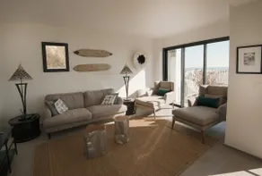 3-Bedroom Apartment Near the Water! - Image 2