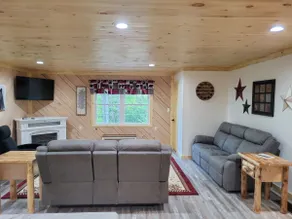 Wildwood cabin at Paradise in the Woods on the Buckhannon River - Image 5