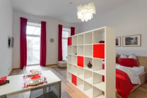 Stylish in Top Location! - Image 4