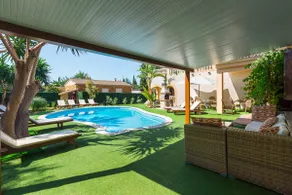 Castellet. Large Villa with a pool near Palma. - Image 4