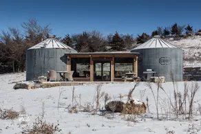 Konza Cabin - Image 3
