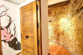Exclusive Cuencaloft in Casco Antiguo, Solla 1 - Image 3