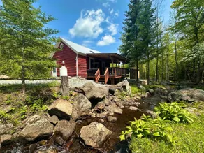 Little Red Cabin by the Brook- 5m to Waterfall - Image 4