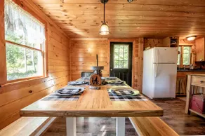 Off-Grid Cabin | Peaceful | Peakaboo Mountain View - Image 3
