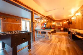 Saugerties Log Home W/ Game Room - Image 5