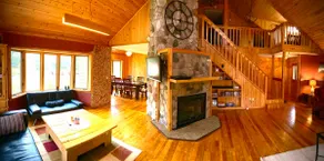 Very spacious and quiet 3 bedroom home - Image 2