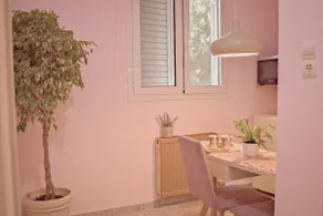 Ruby Apartment - Image 2