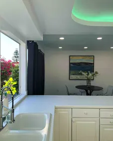 Cheerful four bedroom house with charming view! - Image 4