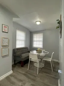 Renovated Guest Suite - Image 5