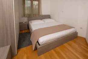 Apartment OLIVA 2+2 with sea view - Image 4