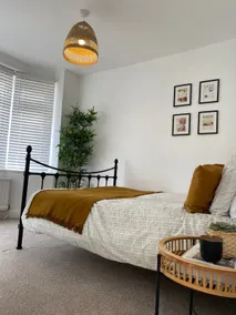 2 Bedroom flat near New Forest & Peppa Pig World - Image 4