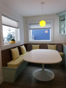 Två sovrum Mid Century Modern lägenhet i Downtown Hallowell - Image 2