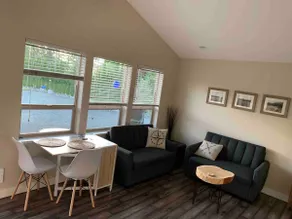 Sockeye Cottages Gatehouse- stunning sunsets - Image 5