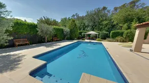 Rez de Villa au calme piscine chauffée, terrain pétanque - Image 5