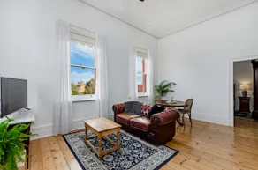 Spacious 1 BR fully equipped APT - Image 4