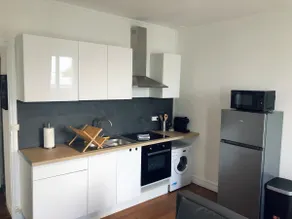 Apartment near the city center. - Image 5