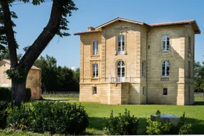 Sumptuous stone villa near Saint-Emilion - Image 3