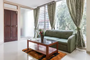 Posh 1 Bedroom Service Apt @ Koramangala - Image 3