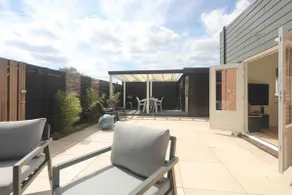 Modern luxury vacation home – newly renovated in 2024 - Image 2