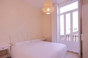 Dormavalencia apartment with jacuzzi tub - Image 3