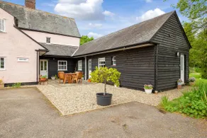 Old Fox Inn Annexe,Grade 2 listed, near Cambridge. - Image 2