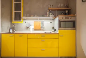 Modern apartment in a hip neighborhood - Image 4