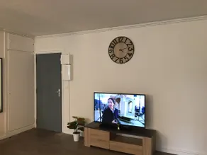 Very nice 2 rooms of 50 m2 near Vélizy - Image 5