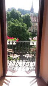 Codelli Deluxe Fresco City Centre APP With Balcony - Image 2