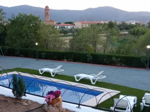 CORTIJO MAROMILLA, rural house, swimming pool, Wi-Fi - Image 2