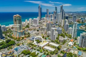 Spacious House in Heart of Surfers Paradise - Image 4