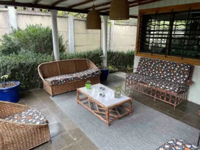 Plot with a swimming pool and green areas - Image 4