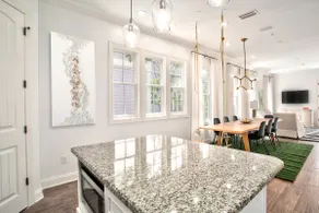 3 Stories of Unforgettable Wrap around Porches and Views - Image 5