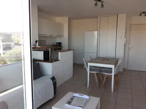 Apartment in ideal residence for seaside vacation/rest/treatments - Image 2
