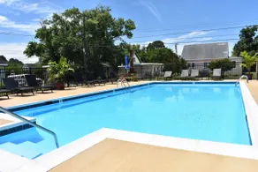 Holiday Cottages- ”Lobster” ~POOL~ 3 mi. to Beach - Image 2