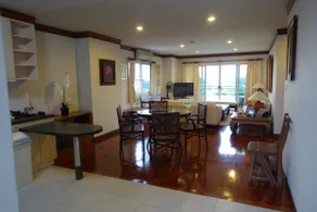 Charming 2BR downtown Chiangmai - Image 4
