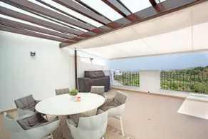 Luxurious Penthouse with amazing views - Image 3