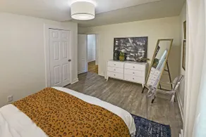 Charming House in \"Historically Hip\" Cooper-Young - Image 2