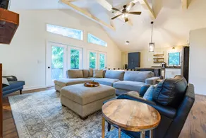 Kinstay Massanutten Family Cabin: 2 Living Areas, Views & Game Room + EV Charger - Image 3