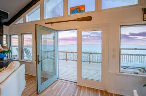 Waterfront Cottage With 180 Degree Views!! - Image 5