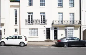 Modern apartment in Leamington Spa City Centre - Image 2