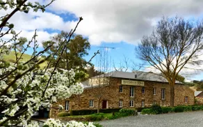 Hills Romance Randells Mill Loft 1 spa and fire - Image 2