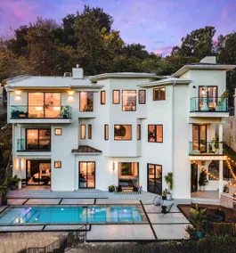 peaceful luxury retreat☁️pool+view+yard+musicstudio+gym☁️not your average rental - Image 2