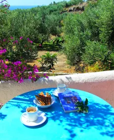 La Luna Blu Apartment \"Luna\", sea view, 500 meters from the beach - Image 3
