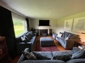 Quiet country retreat with modern conveniences - Image 5