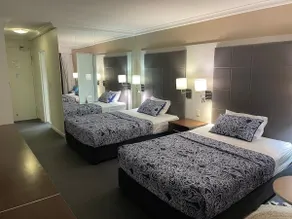 Location /Ocean View suite in Surfers Paradise L15 - Image 4