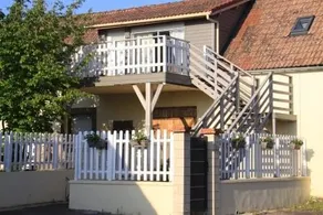 Entire & cozy apartment, in the heart of a pretty village. - Image 3